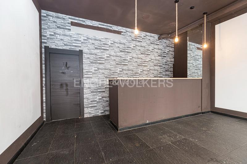 Foto 28f92966-1540-43b0-a56c-5f15d304bcf9. Alquiler local comercial  con gran vidriera en alquiler en calle virgen del carmen en Donostia - San Sebastián