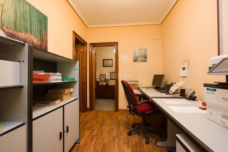 Foto 0f5ecf5b-066a-4746-bbae-aca2760e443c. Ufficio con riscaldamento in Ensanche - Moyua - Diputación Bilbao