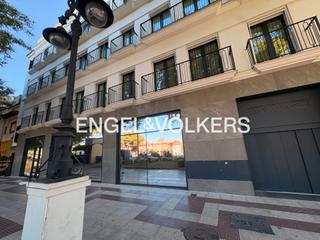 Local Comercial a Paseo de Cristóbal Colón