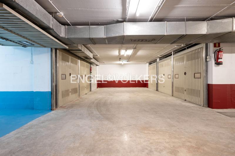 Foto 3347236b-964e-484b-bcdd-6036079ecc8e. Aparcament cotxe a Ibaeta Donostia - San Sebastián