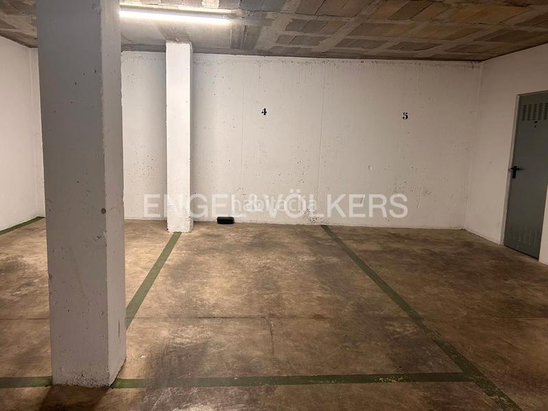 Foto 06b83b26-17fa-4cca-b4f0-688219c54159. Parking voiture dans El Arenal - La Pólvora Dos Hermanas