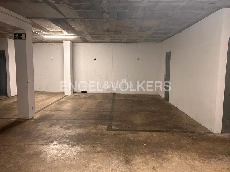 Foto 39a2c362-9dce-4c7a-bccf-00ef9b94e6c2. Parking voiture dans El Arenal - La Pólvora Dos Hermanas