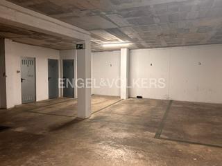 Car parking in Calle Nuestra Señora de Valme