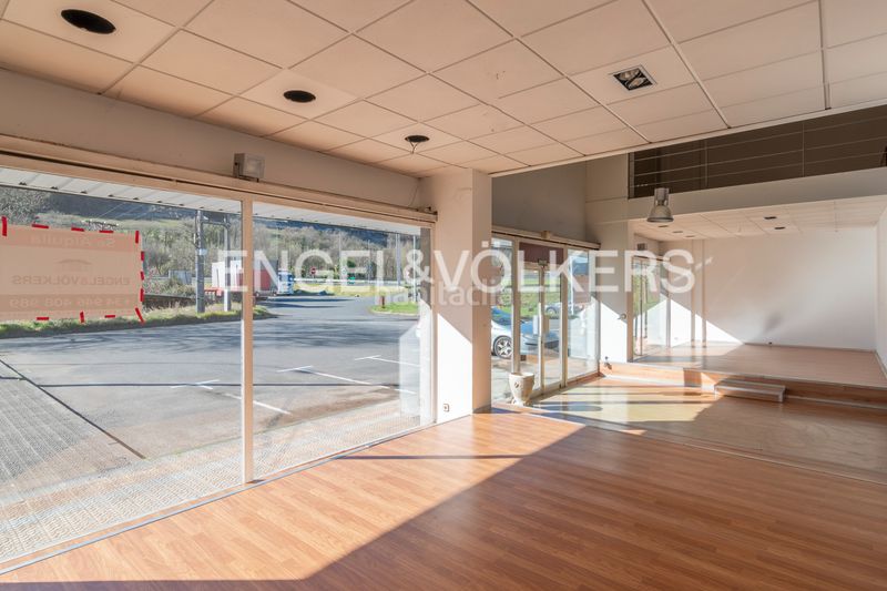 Foto e0a7d17b-4be0-4d9b-b495-8ff064a495c0. Local comercial amb calefacció a Bedia