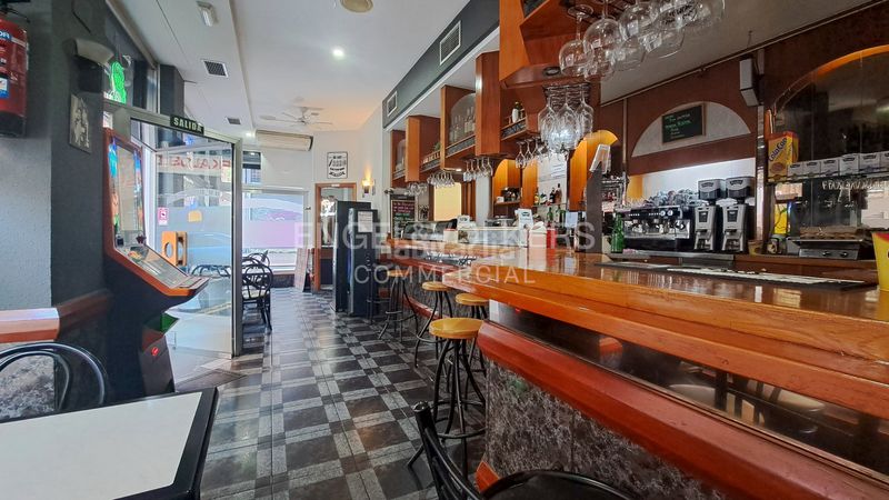 Foto cd8b5531-edd3-4526-8af0-d66363e1c44a. Local comercial a Rekalde Centro Bilbao