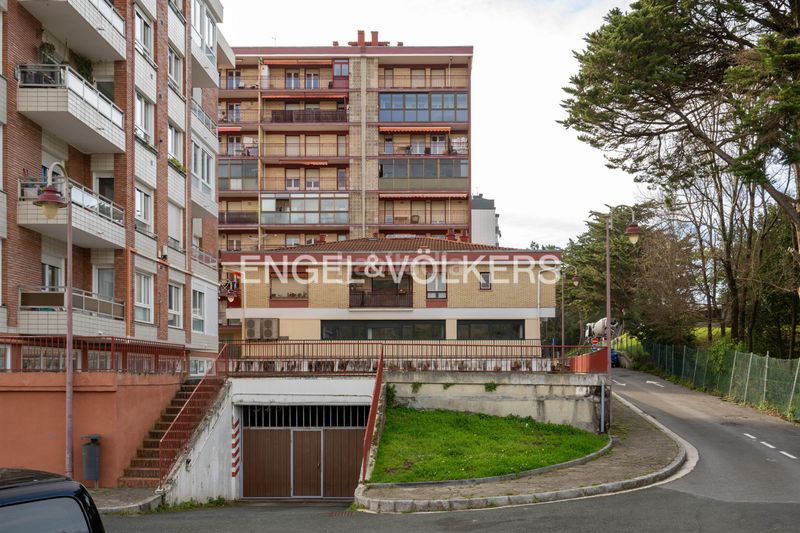 Foto 761c2261-03a4-4471-96ce-fd40899ac023. Local comercial amb calefacció a Zarautz