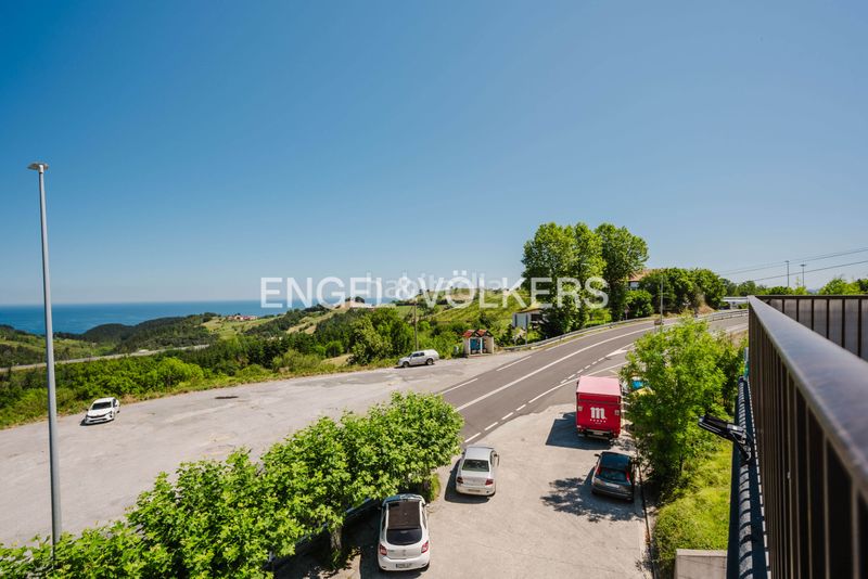 Foto 0d5a6bec-ffbc-470c-aa50-1e62ce496533. Edifici a itziar bidea 18 a Deba