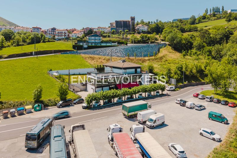 Foto dbb4ed3b-afa7-4a74-82c1-e93a357aa143. Edifici a itziar bidea 18 a Deba