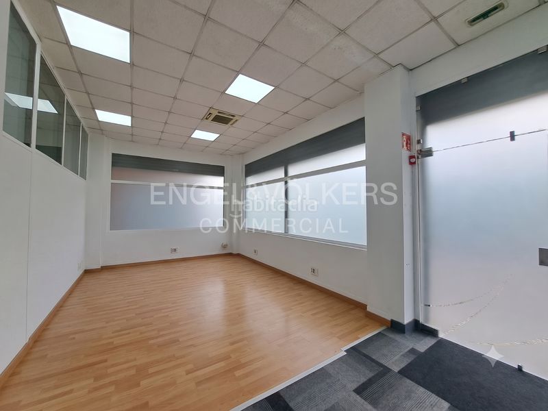 Foto 8a5998bb-c3c5-4094-a16a-af97044156b2. Local comercial a Basurtu Bilbao