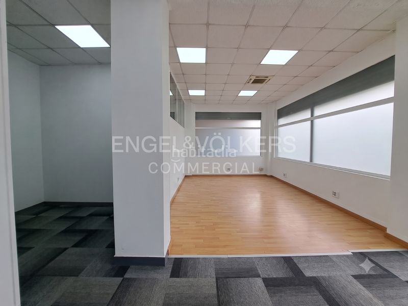 Foto e8577a59-4f13-446b-b7c9-5159535e6955. Local comercial a Basurtu Bilbao