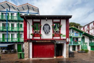 Local Comercial a Santiago kalea 47. Exclusivo restaurante en venta hondarribia
