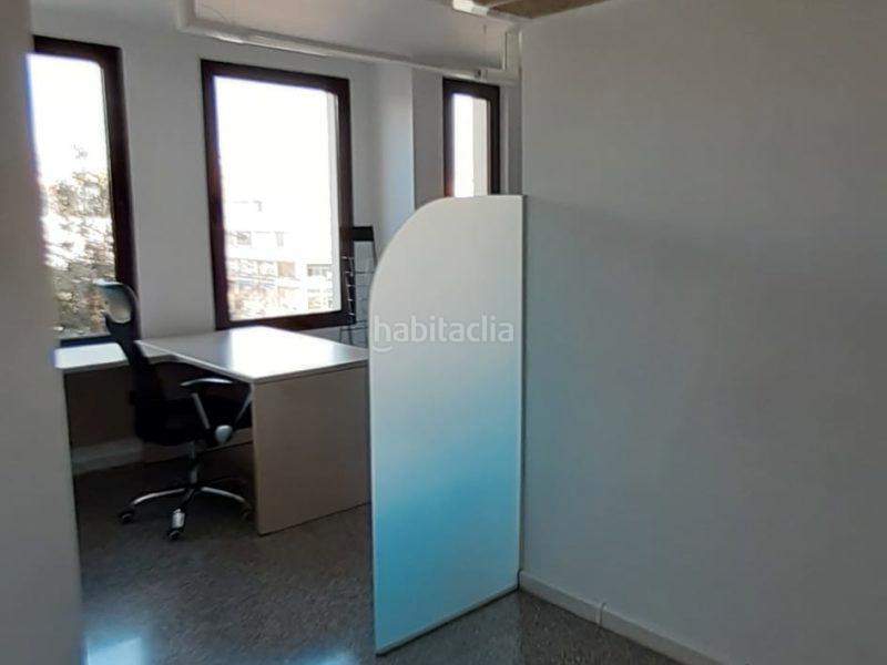 Foto ffe57439-270b-4808-84ac-21edad40edfd. Alquiler local comercial local para oficina en la llagosta en Llagosta (La)