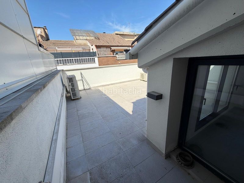 Foto 86fa380e-df1d-407e-acdb-18f829e573fc. Dúplex amb calefacció a Llagosta (La)