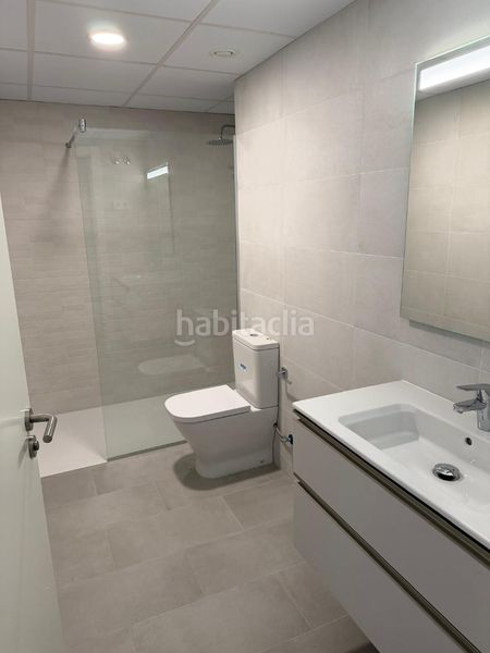 Foto 87e05bce-740b-40ed-88a3-2506a1253919. Dúplex amb calefacció a Llagosta (La)