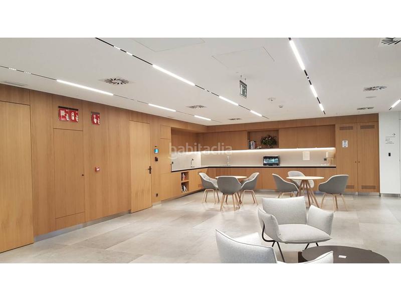 Foto 1489168c-92d6-453a-a666-60a8541b34d4. Affitto ufficio con riscaldamento parcheggio in Cuatro Caminos - Azca Madrid