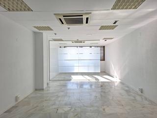 Lloguer Oficina a Somosierra 12. Oficina en alquiler, lista para entrar, en edificio exclusivo de