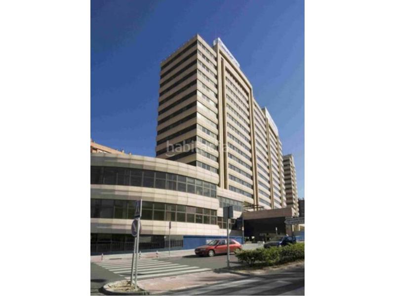 Foto 2457ccd7-1de6-41a0-8c53-88eec3d4ebed. Location bureau avec chauffage parking dans Estrella Madrid