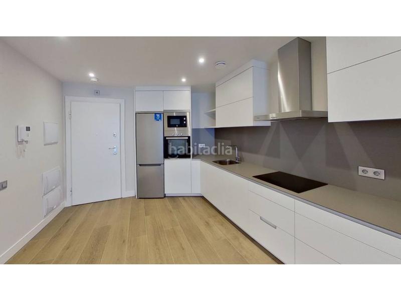 Foto 1feff8e9-d6cc-4911-981a-91aafdcad1de. Rent flat with heating parking pool in Guindalera Madrid