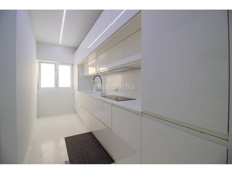 Foto d59298dd-a671-45cc-a91e-a30f2b19d029. Alquiler piso se alquila magnífico piso reformado, en el centro en Santander