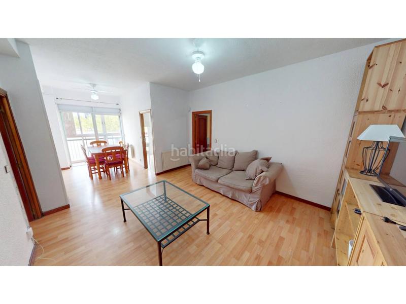 Foto b12ce38c-7ea1-4e99-a26a-384d136b08aa. Alquiler piso  en alquiler, amueblado y listo para entrar en cuatro torres en Madrid