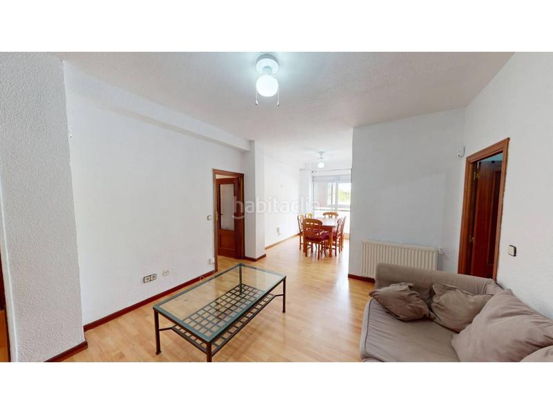 Foto 40e8f0b8-8918-4297-ada8-d86663bf3016. Rent flat with heating in Almenara-Ventilla Madrid