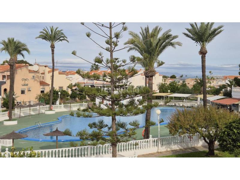 Foto 9eba29ed-f5ad-4462-88b7-d311d6b24be9. Location chalet avec parking piscine dans Zona Carrefour - Urbanizaciones Torrevieja