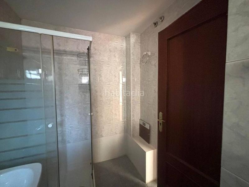 Foto ba817ae7-9578-425a-ba60-2f5b3e8b0481. Alquiler piso se alquila magnifico piso, reformado, con disponibilidad inmediata en argelles en Madrid