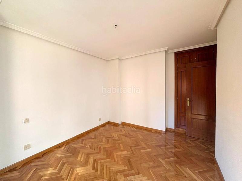 Foto 0199784c-9b37-4e8f-8fac-9687e366de08. Location appartement avec chauffage dans Argüelles Madrid