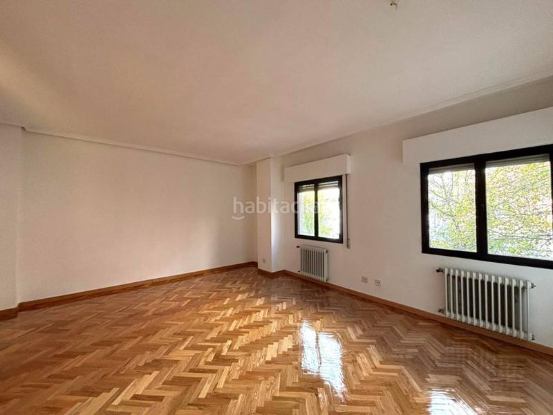 Foto 7a9732a7-58a8-40c2-9d9d-df1f253d9be0. Location appartement avec chauffage dans Argüelles Madrid