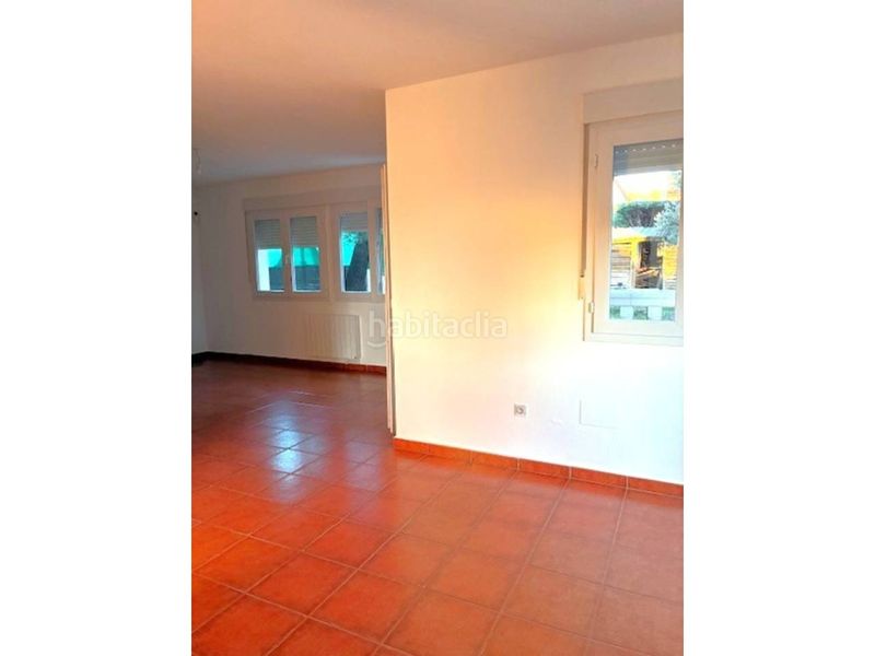 Foto 948a2ce5-37db-44bd-a7ec-16632814f2fd. Miete chalet mit heizung parking pool in Los Ángeles de San Rafael Espinar (El)