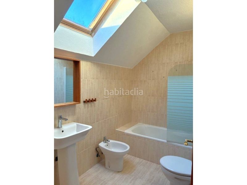 Foto c908460f-5895-43e8-8fe6-8d8b6122a450. Miete chalet mit heizung parking pool in Los Ángeles de San Rafael Espinar (El)