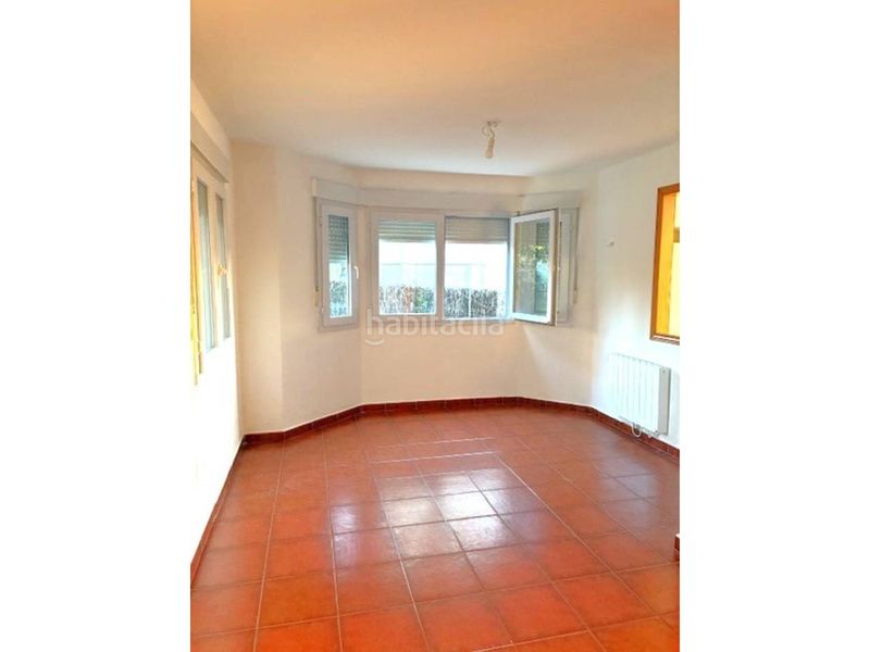 Foto e6d29908-b40a-4c2e-9588-8b3ed1e8caa8. Miete chalet mit heizung parking pool in Los Ángeles de San Rafael Espinar (El)