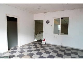 Rent Industrial building  Poligono servialsa, a-12. Nave industrial en alquiler en gines, sevilla