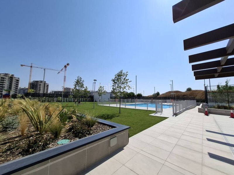 Foto 87be20de-8117-43c2-a3d4-871ffbde7ffc. Rent flat with parking pool in El Cañaveral Madrid