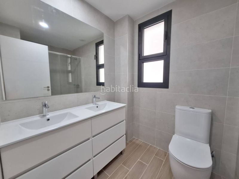 Foto b33bb58b-9afa-422e-aa10-79c38f648c02. Rent flat with parking pool in El Cañaveral Madrid