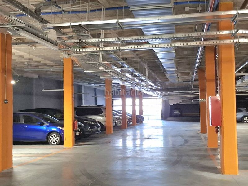 Foto ea4cc8a7-449d-408f-95e1-e7fbd93c72a0. Rent flat with parking pool in El Cañaveral Madrid