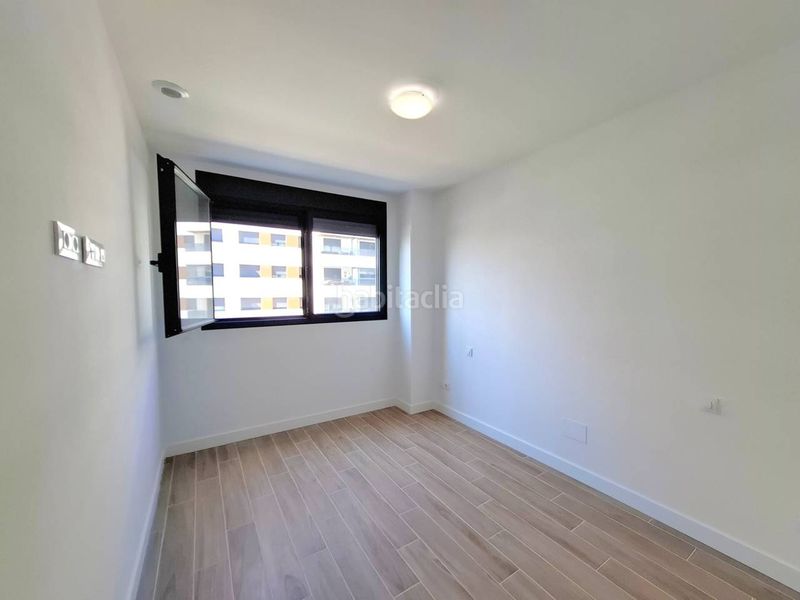 Foto ed6a198f-bd1b-4a8b-9630-6d99979767f9. Rent flat with parking pool in El Cañaveral Madrid