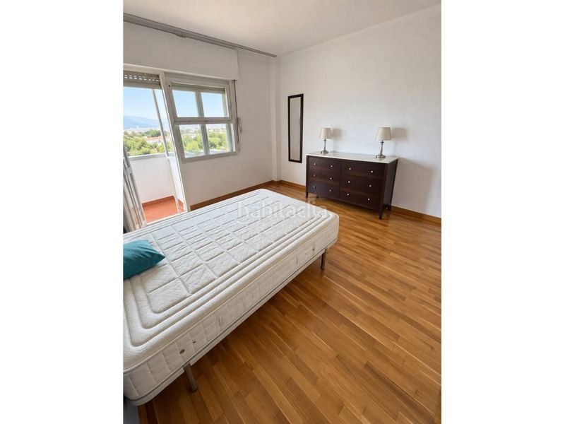 Foto ccfce1ea-46dd-433a-8b24-54697d97fda9. Rent flat in Lavadores Vigo