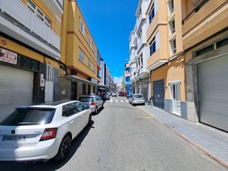 Local Comercial a Anzofe 1. Local en venta, trasera calle la naval