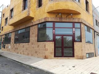 Local Comercial a Abogado juan de quevedo esq hnos benitez inglot 2. Local en venta en el carrizal