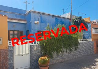 Casa adossada  Calle guadarfía