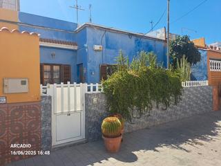 Casa adossada  Calle guadarfía