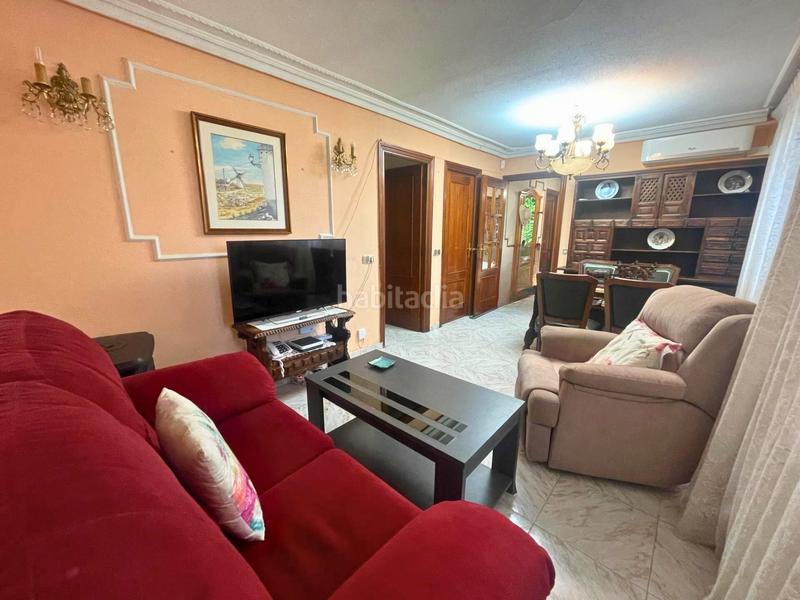 Foto 46bbb70d-5422-4627-93d6-6e76ec0814ff. Chalet casa de esquina en una sola planta con gran jardín en Chinchón
