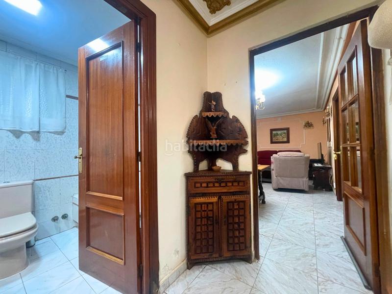 Foto d34ec218-061c-4ccd-8846-c91df1f94aa4. Chalet casa de esquina en una sola planta con gran jardín en Chinchón
