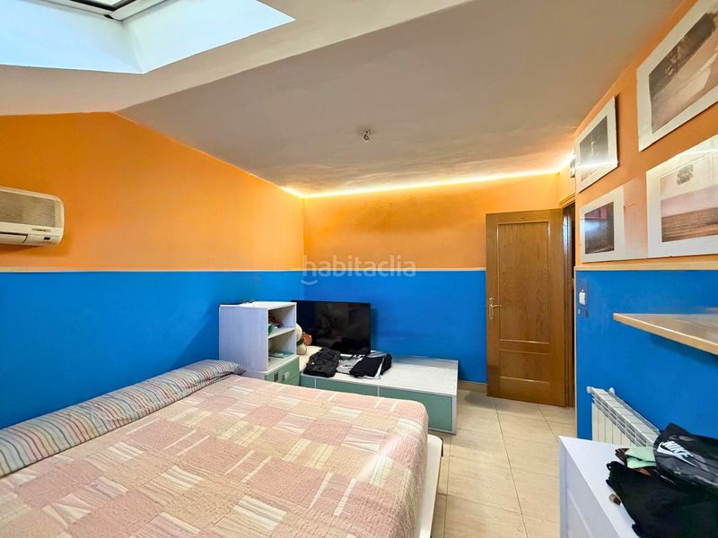 Foto d619f92e-7dbe-4f32-8284-86170a8e532e. Xalet amb xemeneia calefacció aparcament piscina a Rivas - Vaciamadrid