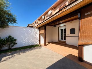 Maison jumelée  Calle de josé azorín. Chalet adosado en san martin de la vega