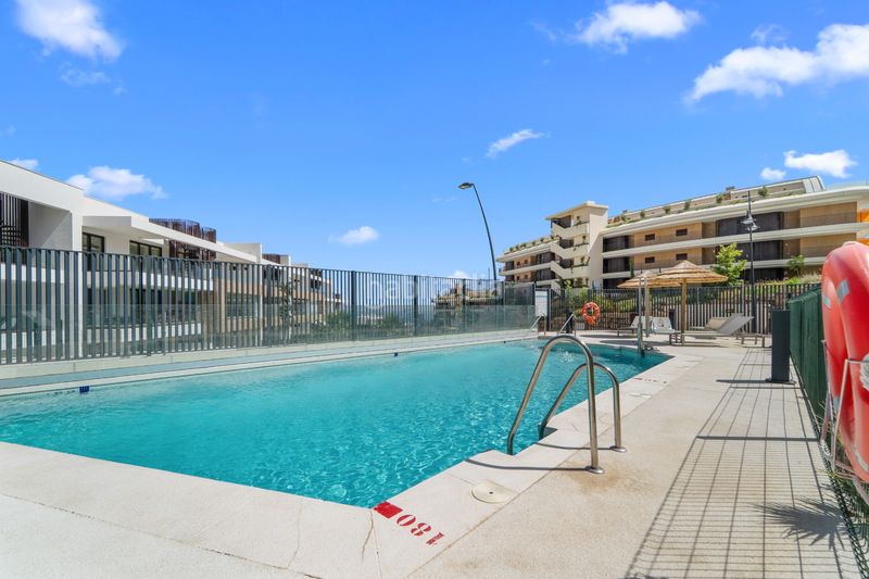 Foto 5224aeb7-3837-4dc0-9780-80bfe9682eb7. Pis amb calefacció aparcament piscina a El Higuerón Fuengirola