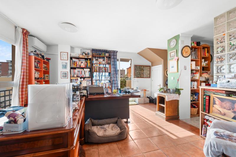 Foto 4bffe481-10fc-46b7-a37d-870b253a0f78. Duplex in calle cedrón 20 in La Luz - El Torcal Málaga