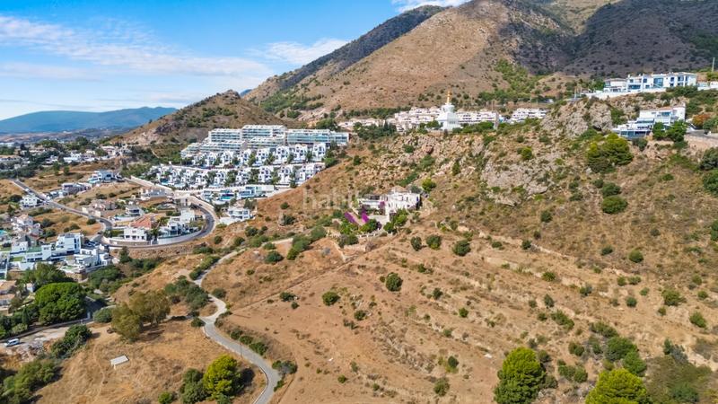 Foto 6045a878-3add-4704-aada-cc0c6a3a589c. Casa ubicación privilegiada pueblo – villa con gran otencial y piscina privada en Benalmádena