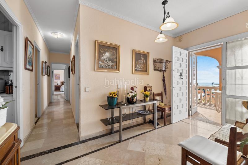 Foto 812c8eea-59e3-4c20-aca3-6b851451ab06. Casa ubicación privilegiada pueblo – villa con gran otencial y piscina privada en Benalmádena